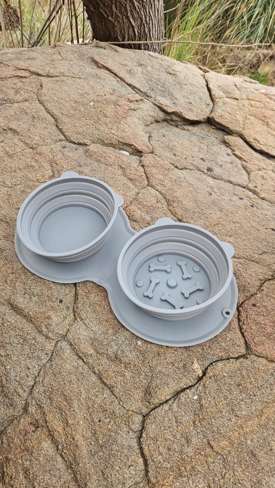 Comedero doble plegable de silicona para mascotas